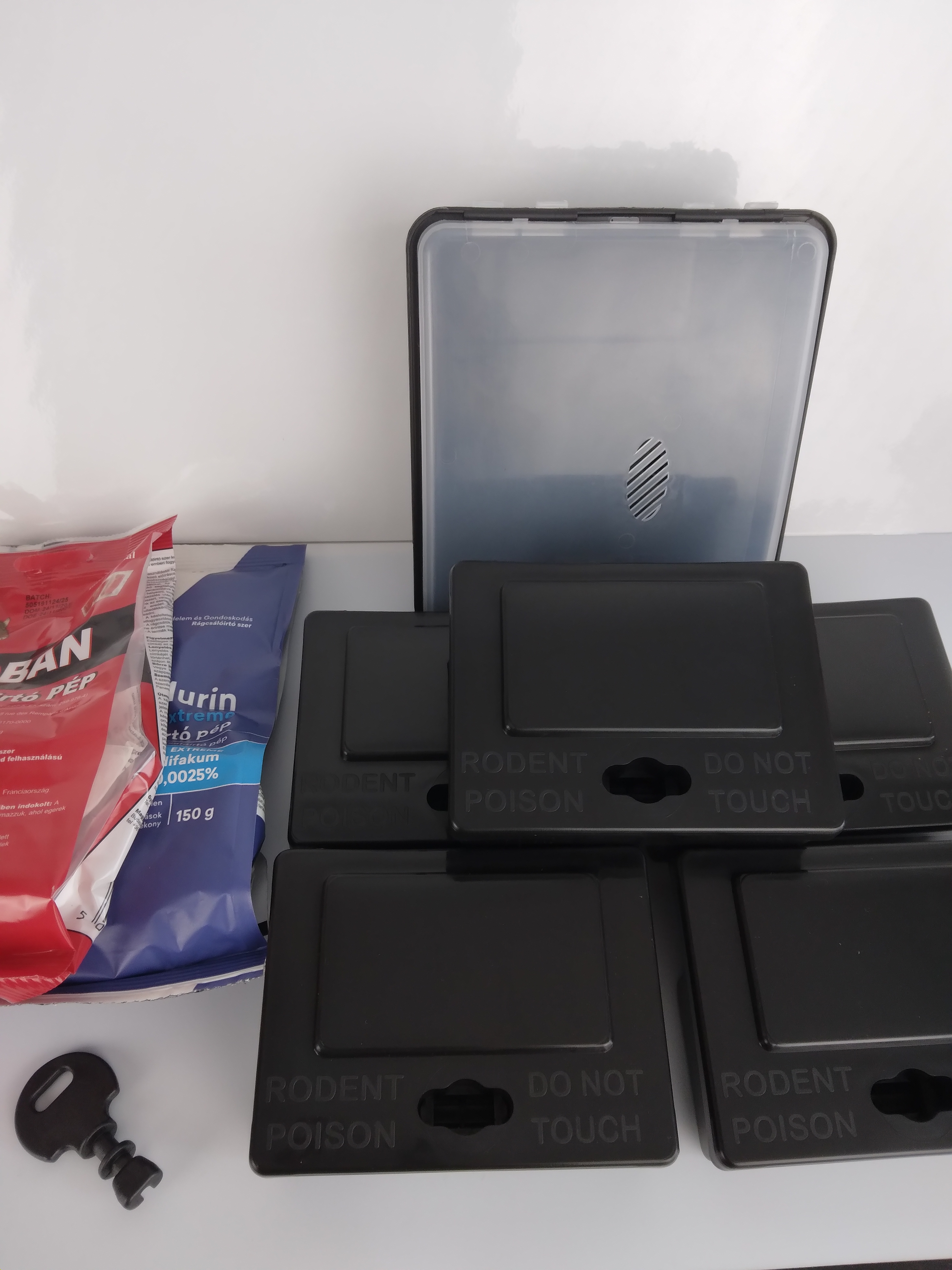 20210810_124747 egérirtó csomag